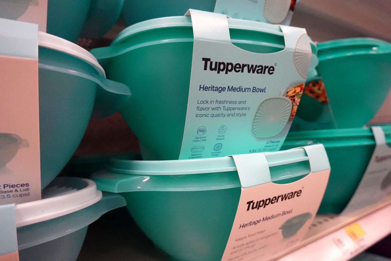 علب التخزين البلاستيكية Tupperware