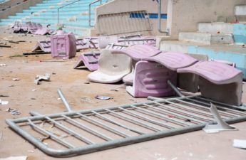 الخسائر المادية واللوجستية التي طالت مختلف فضاءات الملعب الأولمبي برادس